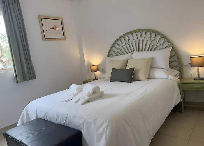 Oasis Mediterraneo - Escapada Con Piscina En Apartamento Dénia