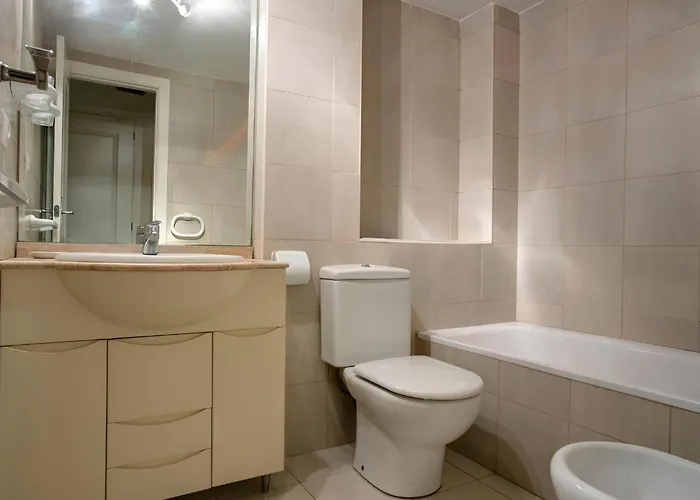 Oasis Mediterraneo - Escapada Con Piscina En *